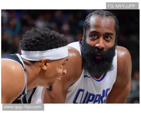 哈登绝杀莱昂纳德瞬间回顾压哨中投险胜的精彩时刻